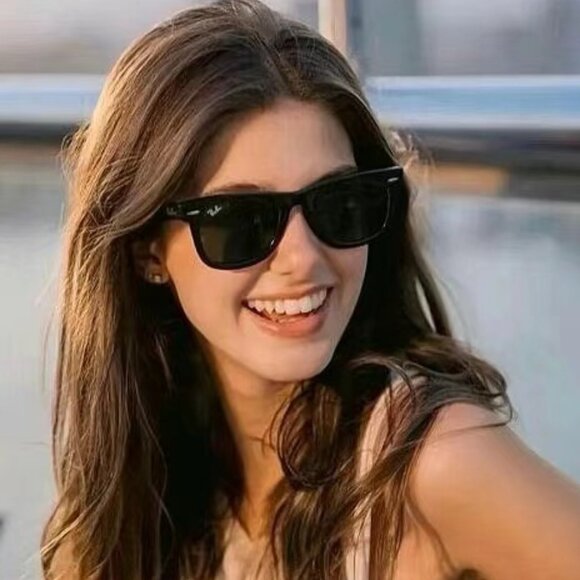 Meet your Posher, Yu998 - Picture 1 of 1